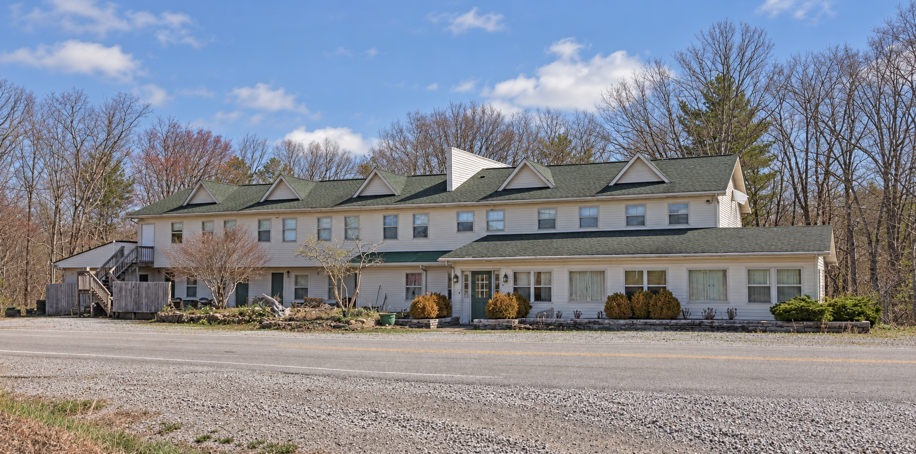 Laurel Creek lodge building and onsite housing